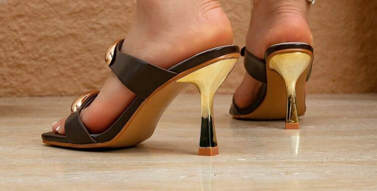 Nuit Bordeaux Heels