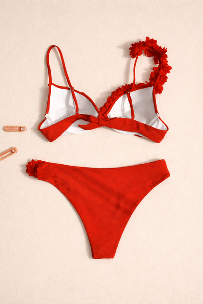 Amour en Rouge Maillot